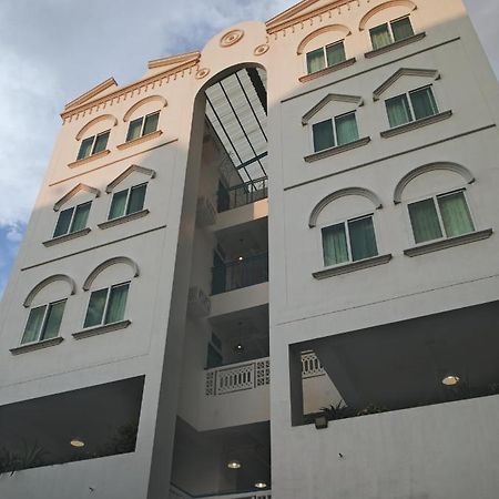 1001 Nights Boutique Inn Кагаян-де-Оро Экстерьер фото