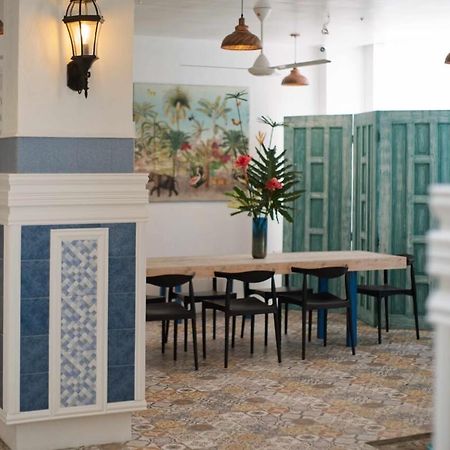 1001 Nights Boutique Inn Кагаян-де-Оро Экстерьер фото
